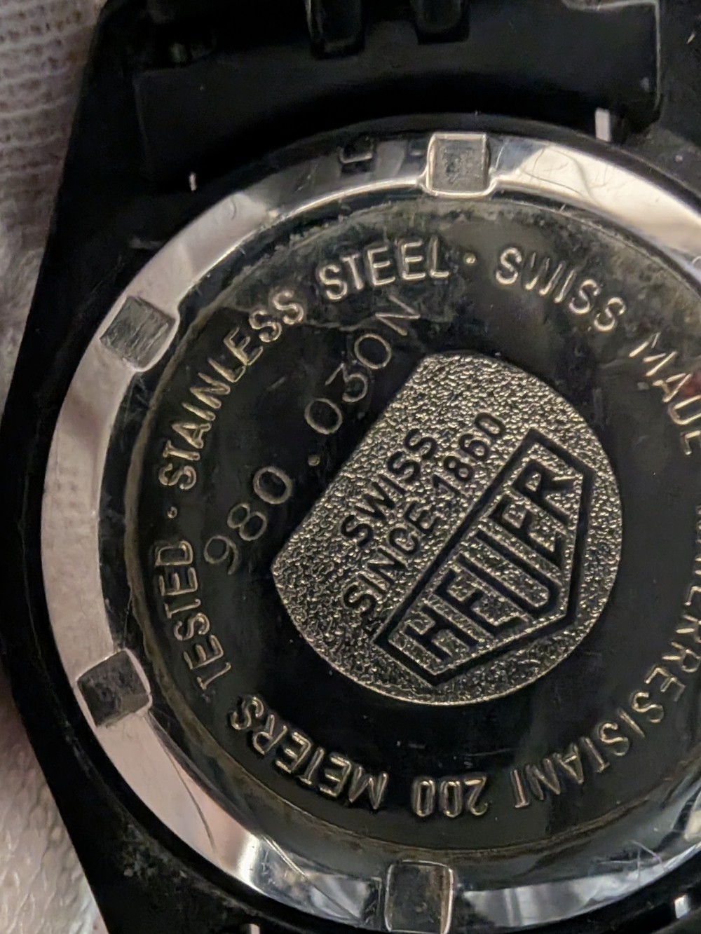 Collector Heuer 980.030N Black PVD Full Lume Diver 28mm Excellent Condition - Picture 4 of 5